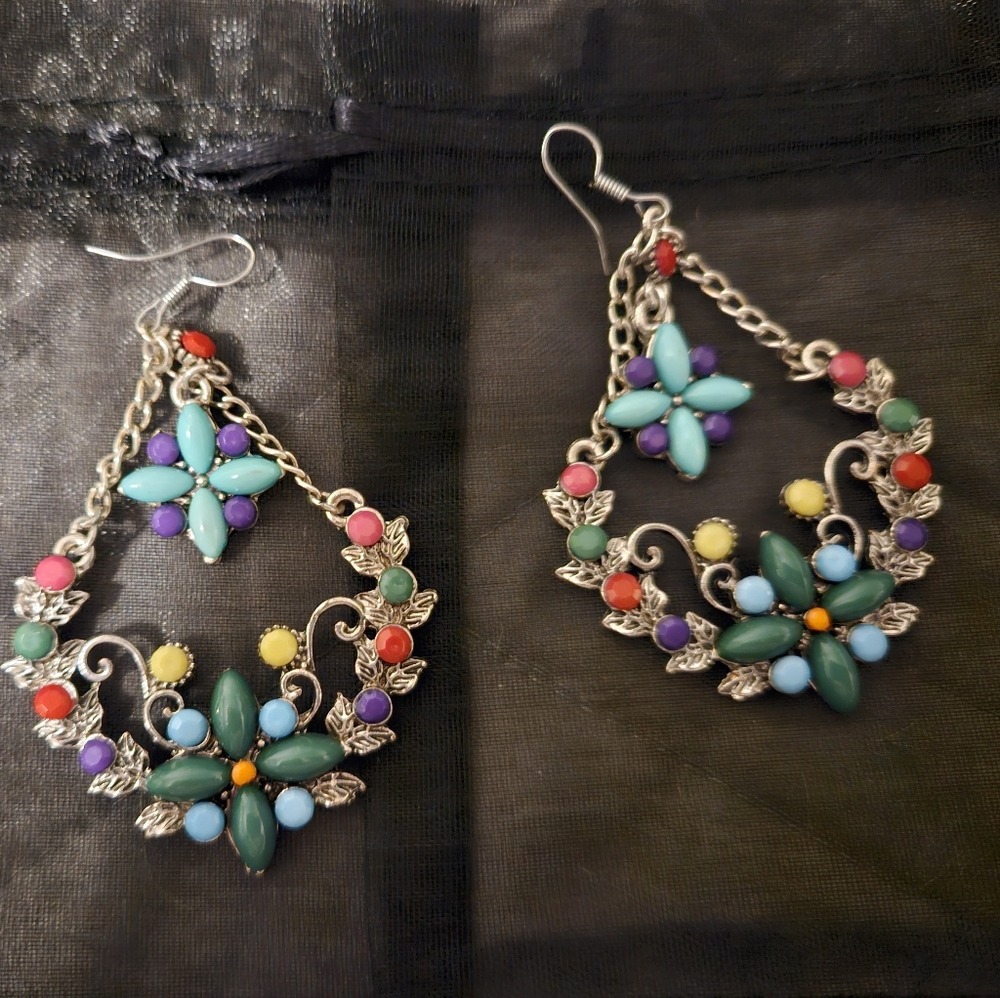 BRAND NEW ** Colorful Gemstone Dangle Earrings